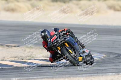 media/Dec-07-2025-CVMA (Sun) [[3e7d2de5dc]]/Race 6-The Shootout/